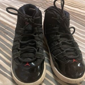 black, red and white Jordan’s size {10}